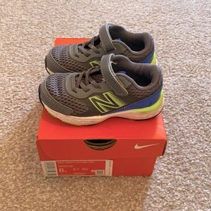 New Balance toddler sneaker shoes
